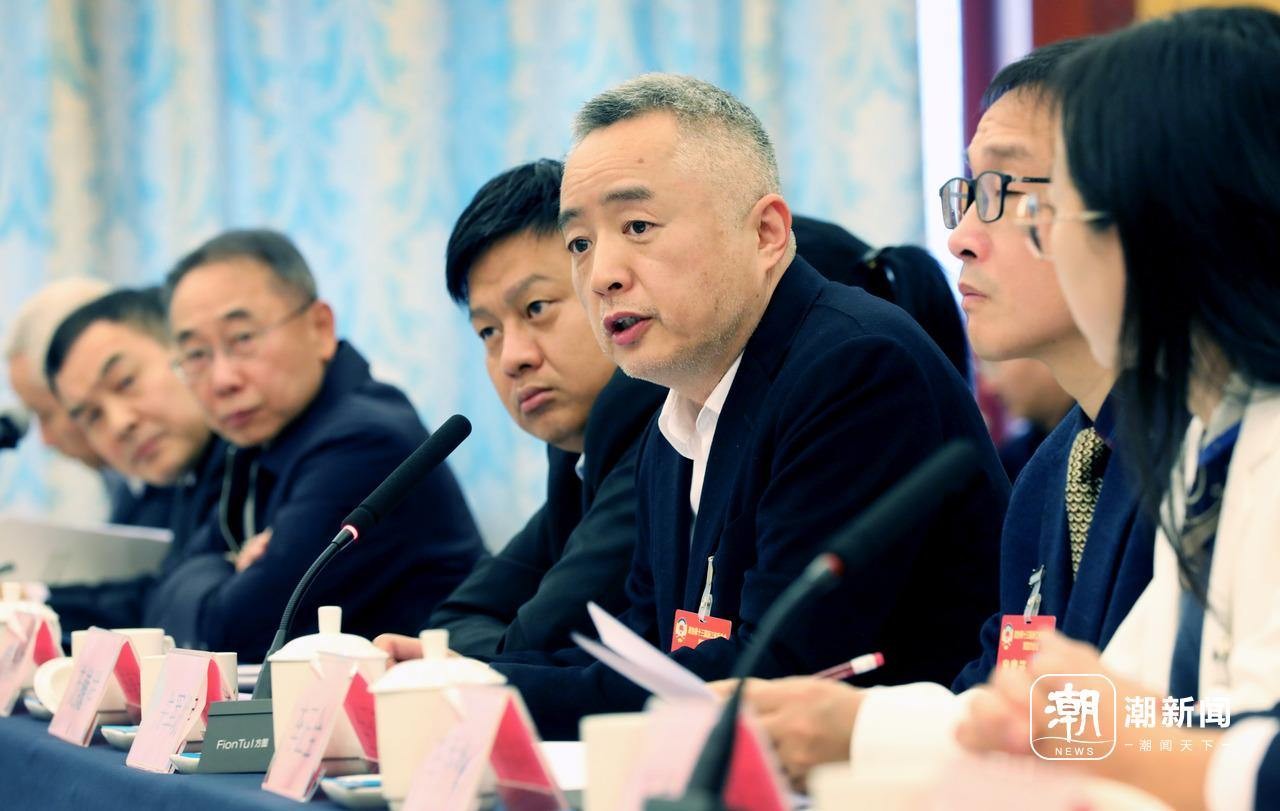 省政協委員分組討論政府工作報告